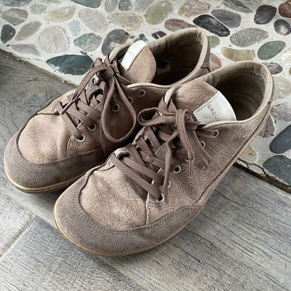 Minimalist Barefoot Sneaker Groundies
